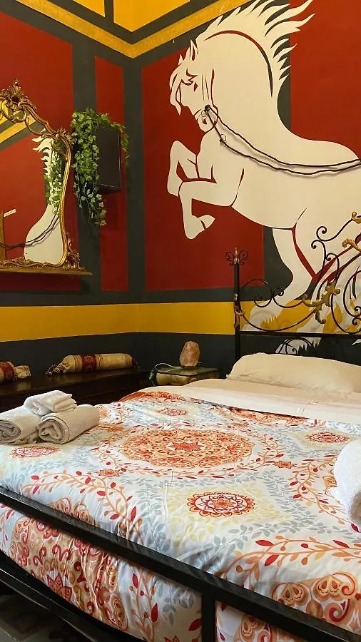 Hollywood Inn Palermo Italy