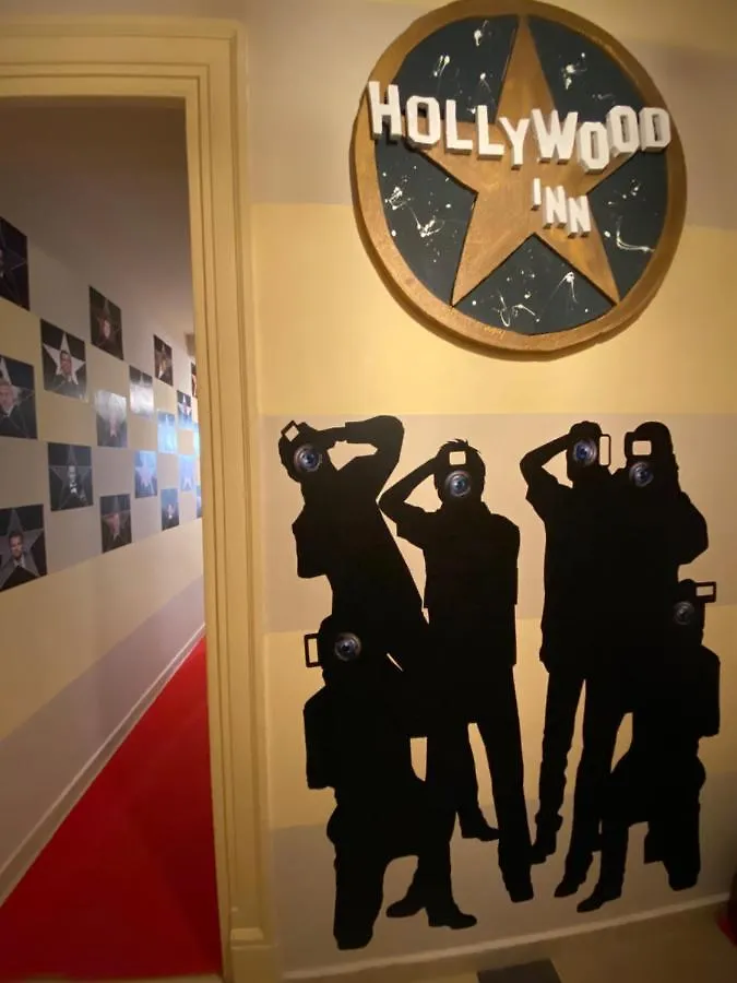 Hollywood Inn Палермо Италия