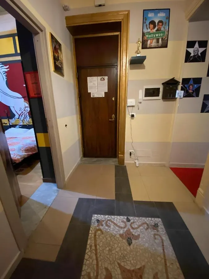 Гостевой дом Hollywood Inn Палермо