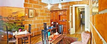 Hollywood Inn Палермо 3*,  Италия