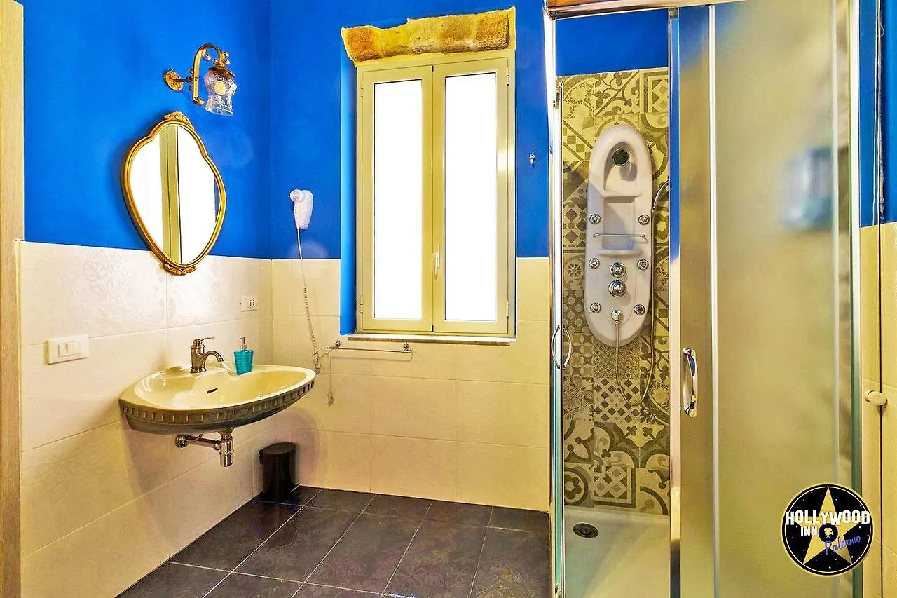 *** Гостевой дом Hollywood Inn Палермо Италия